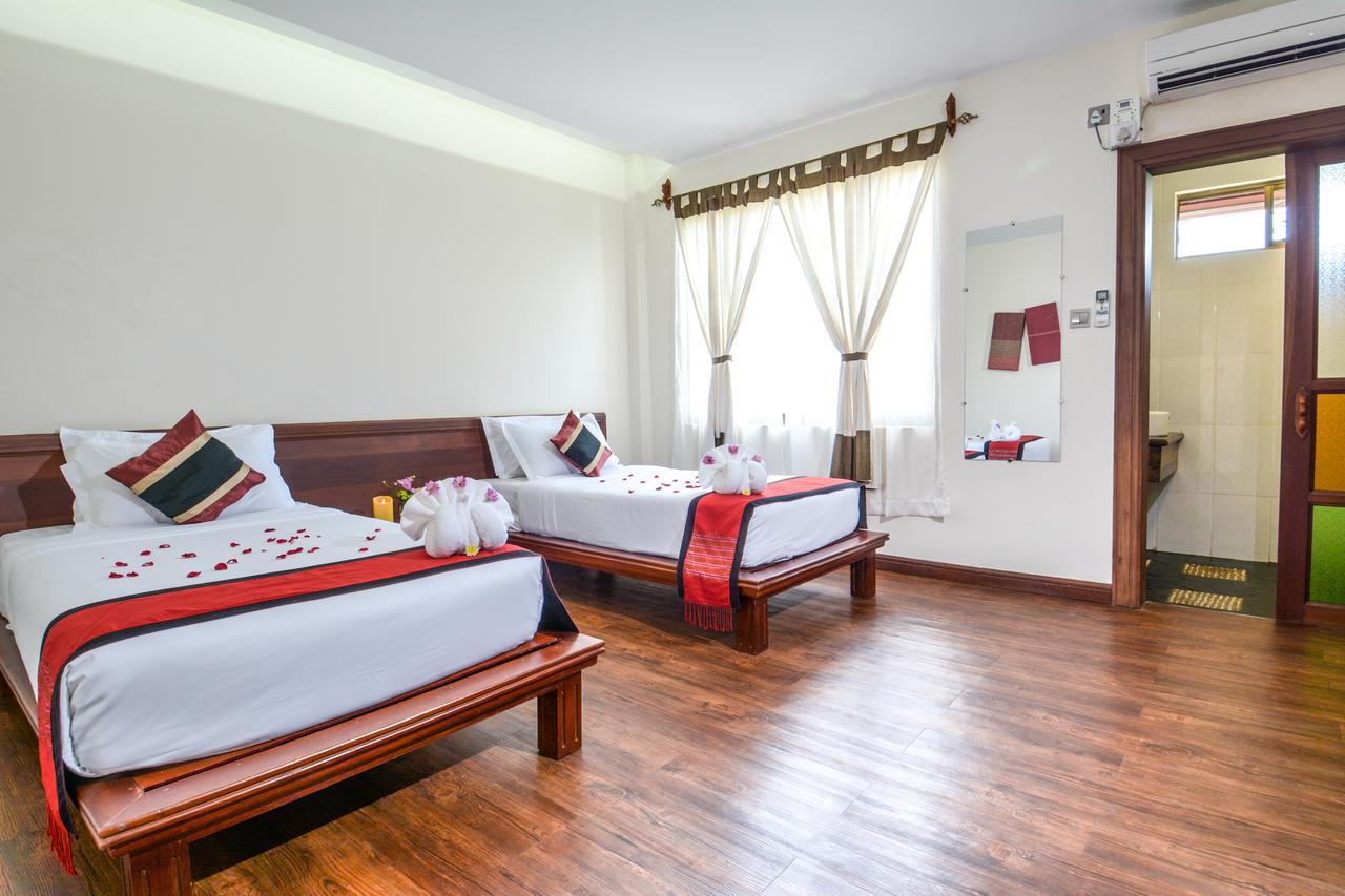 Hotel Queen Jamadevi Mawlamyine Exterior photo