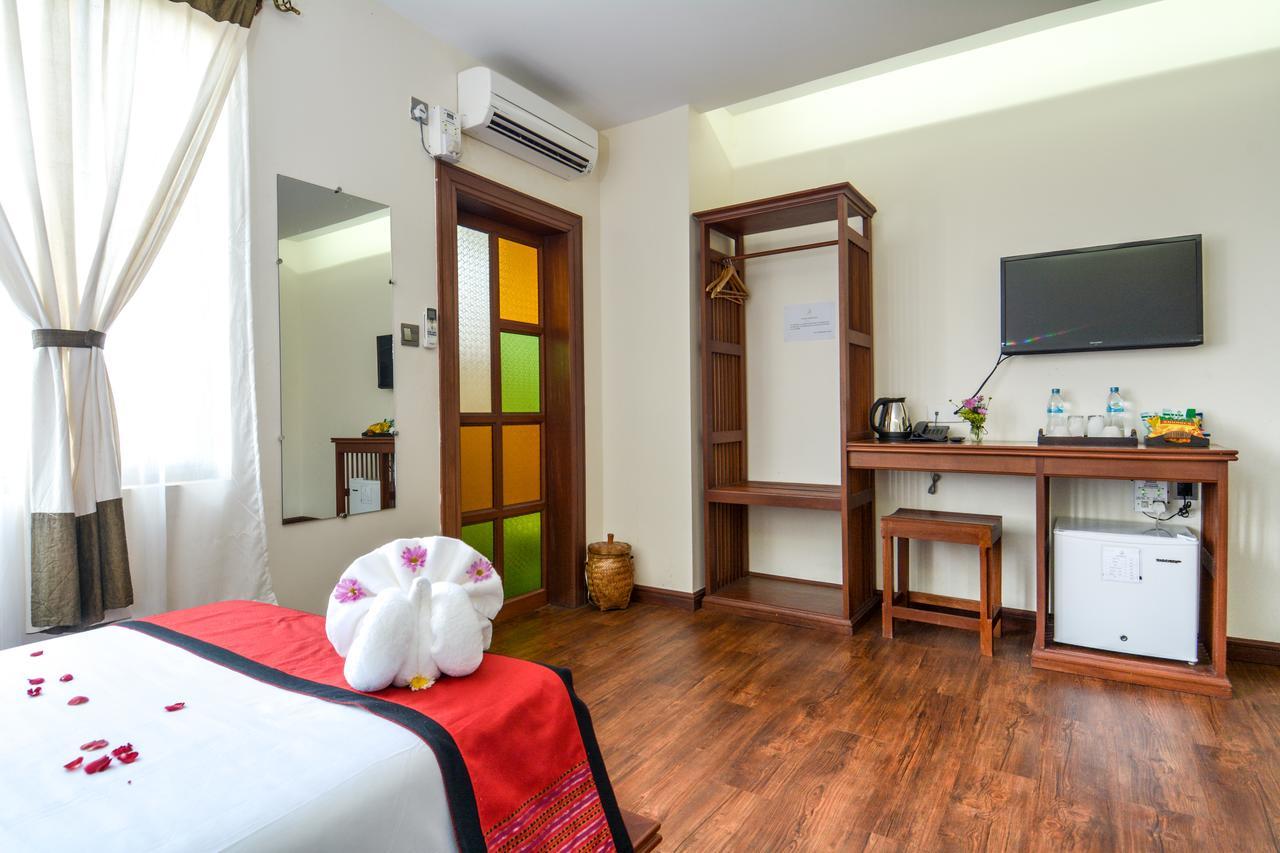 Hotel Queen Jamadevi Mawlamyine Exterior photo