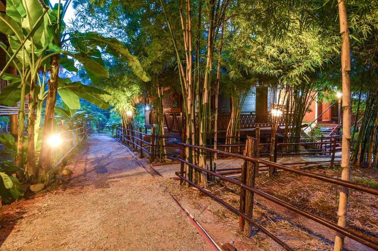 Hotel Queen Jamadevi Mawlamyine Exterior photo